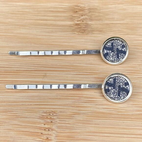 Upcycled/Repurposed Gucci Blue Monogram Bobby Pins/Hairclips. Designer Luxury - Picture 5 of 7